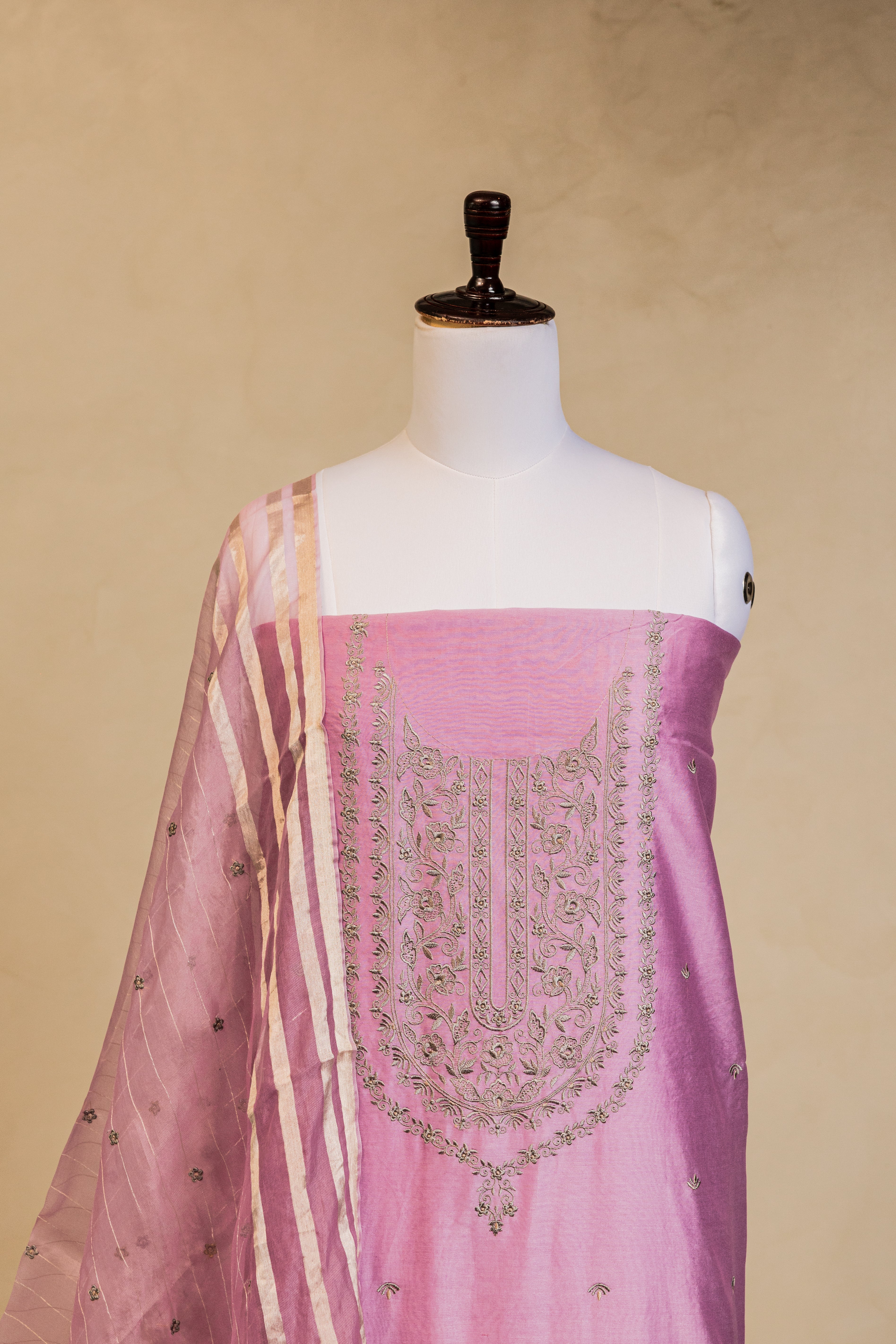 Mauve Cotton Silk Embroidered Handloom Banarasi Suit