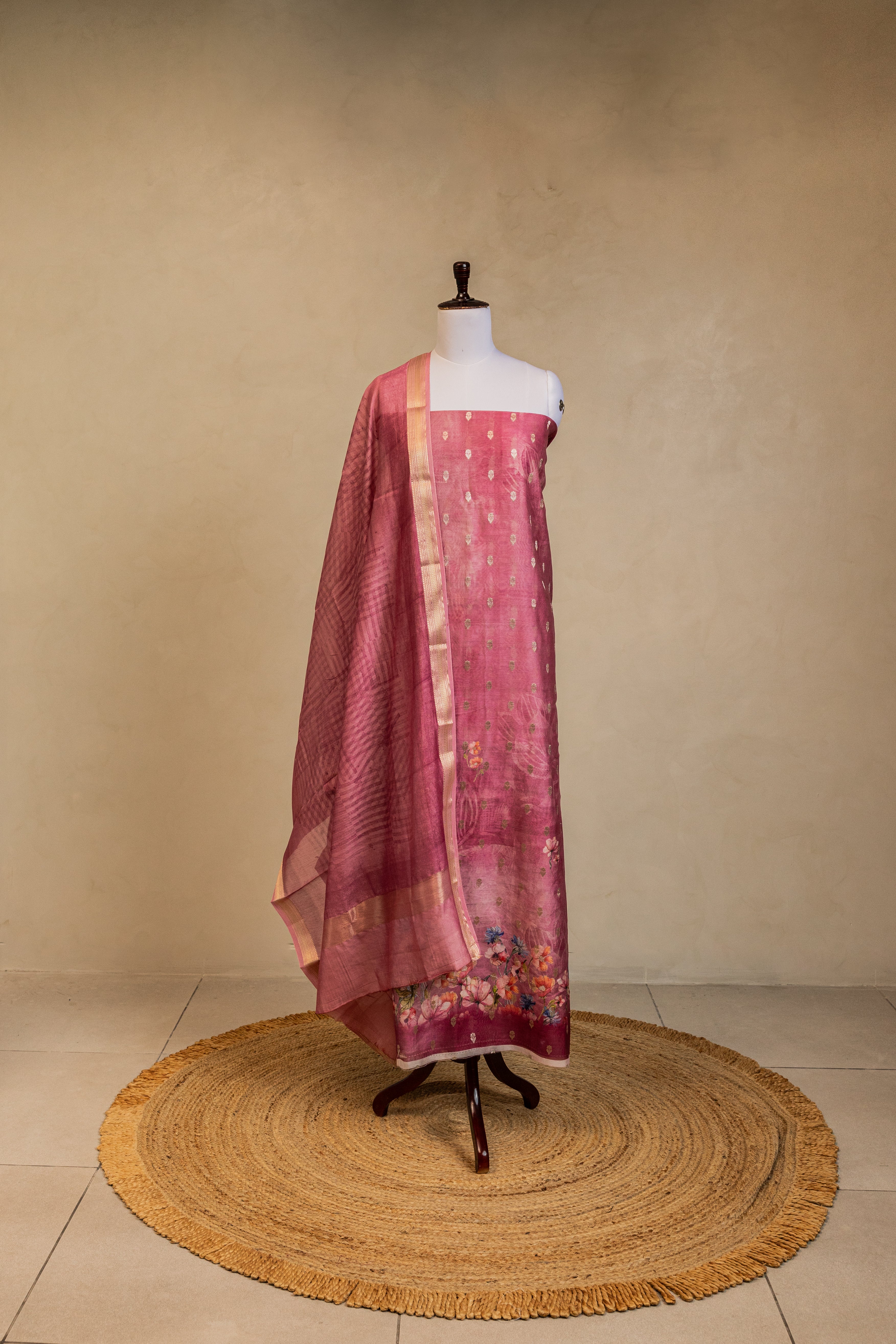 Red Bootidar Cotton Silk Handloom Banarasi Suit