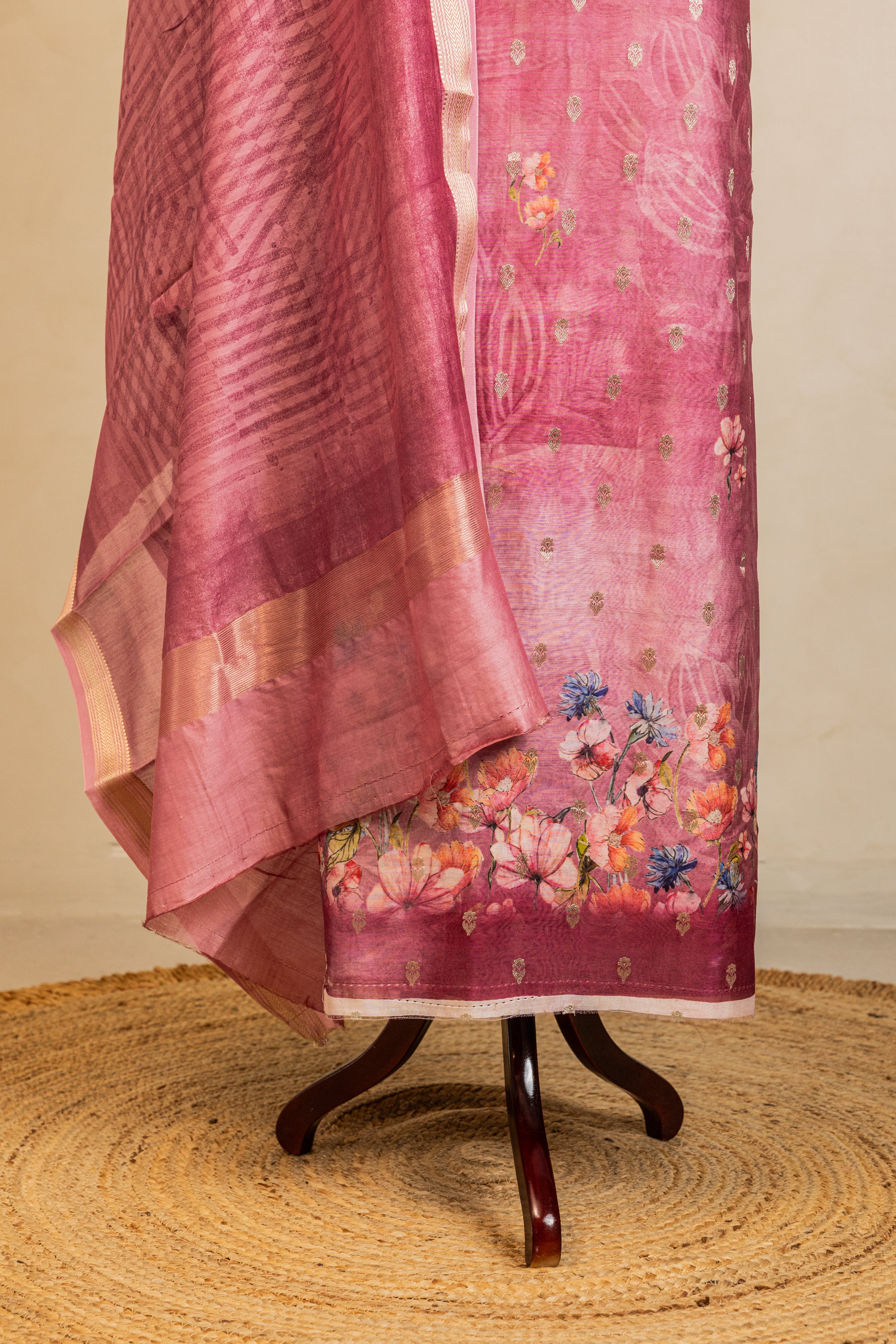 Red Bootidar Cotton Silk Handloom Banarasi Suit