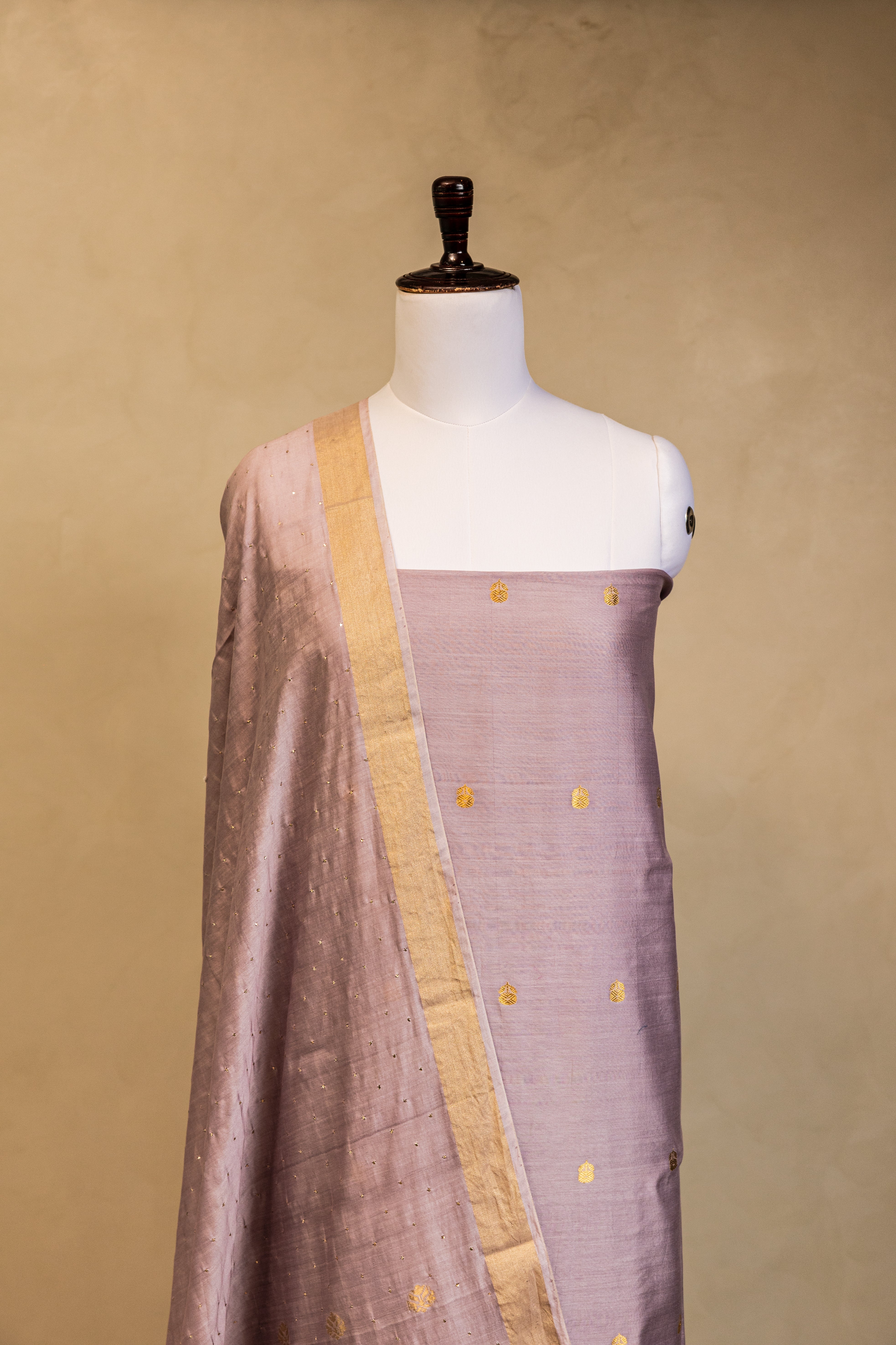 Mauve Cotton Silk Handloom Banarasi Suit