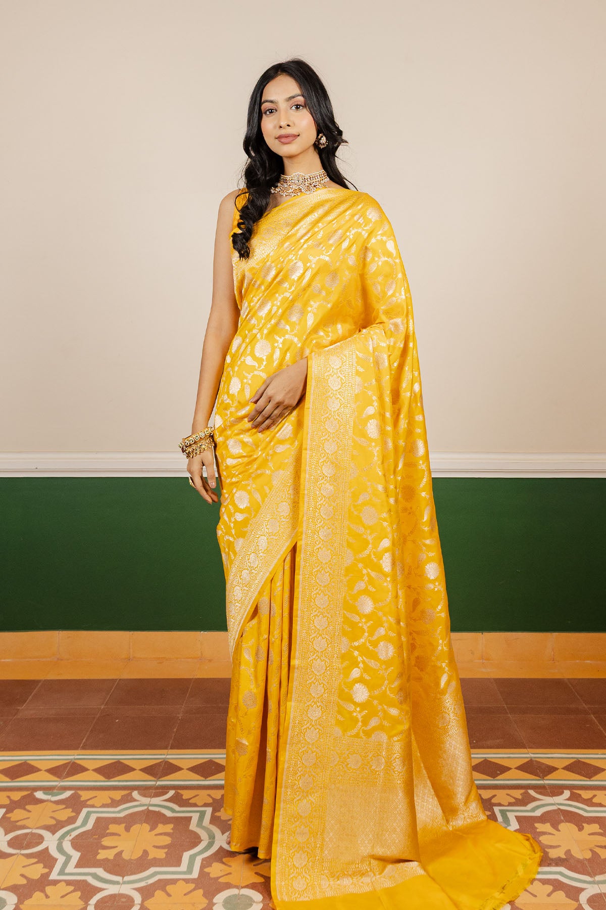 Yellow Jaal Upadda Silk Banarasi Handloom Saree