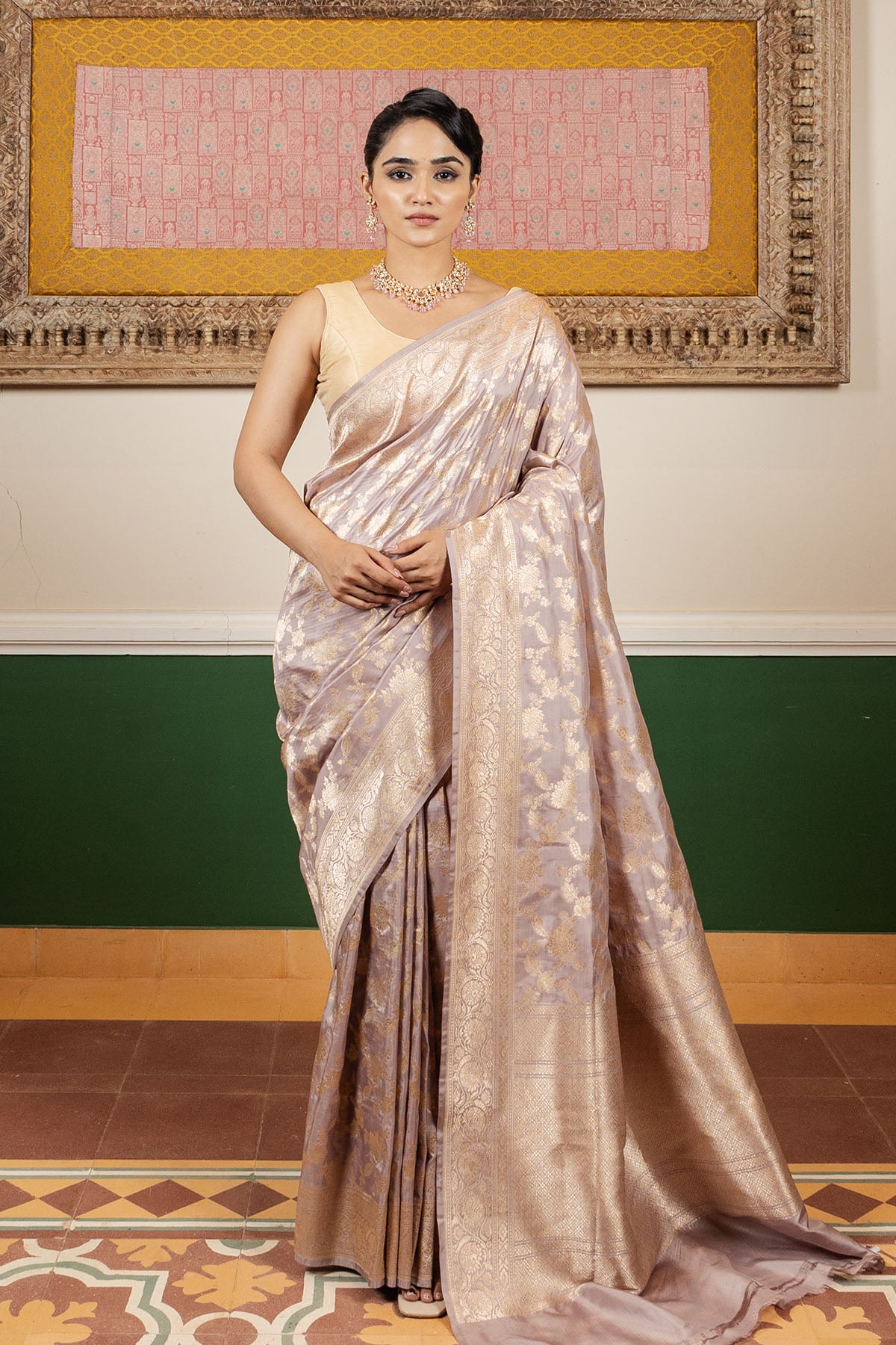 Grey Line Jaal Upadda Silk Banarasi Handloom Saree