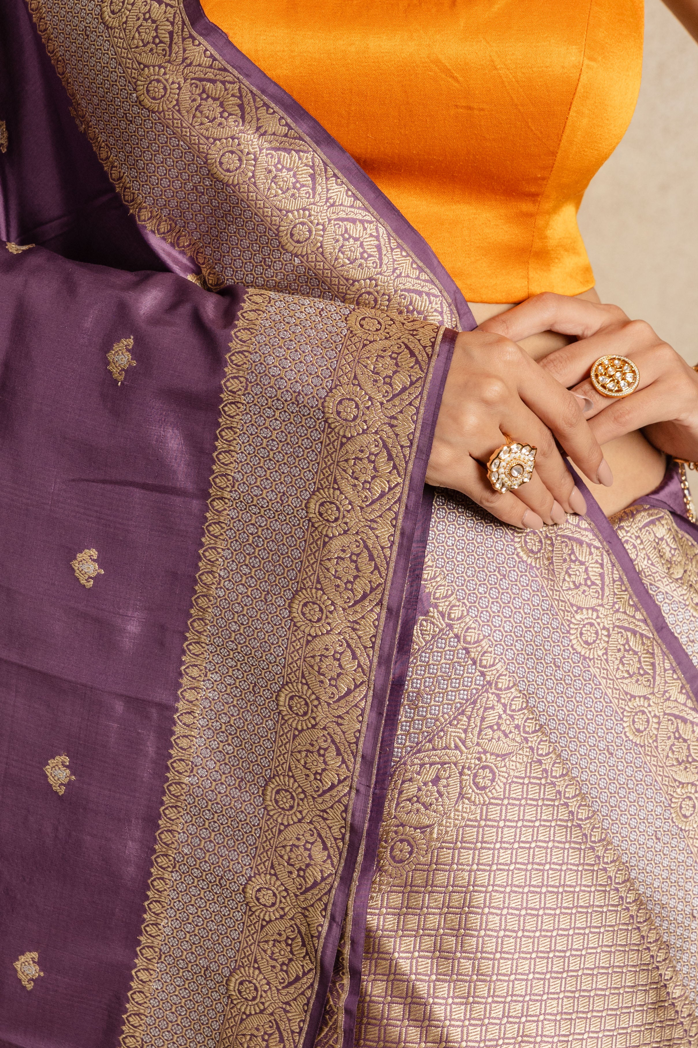 Onion Pink Booti Katan Silk Saree