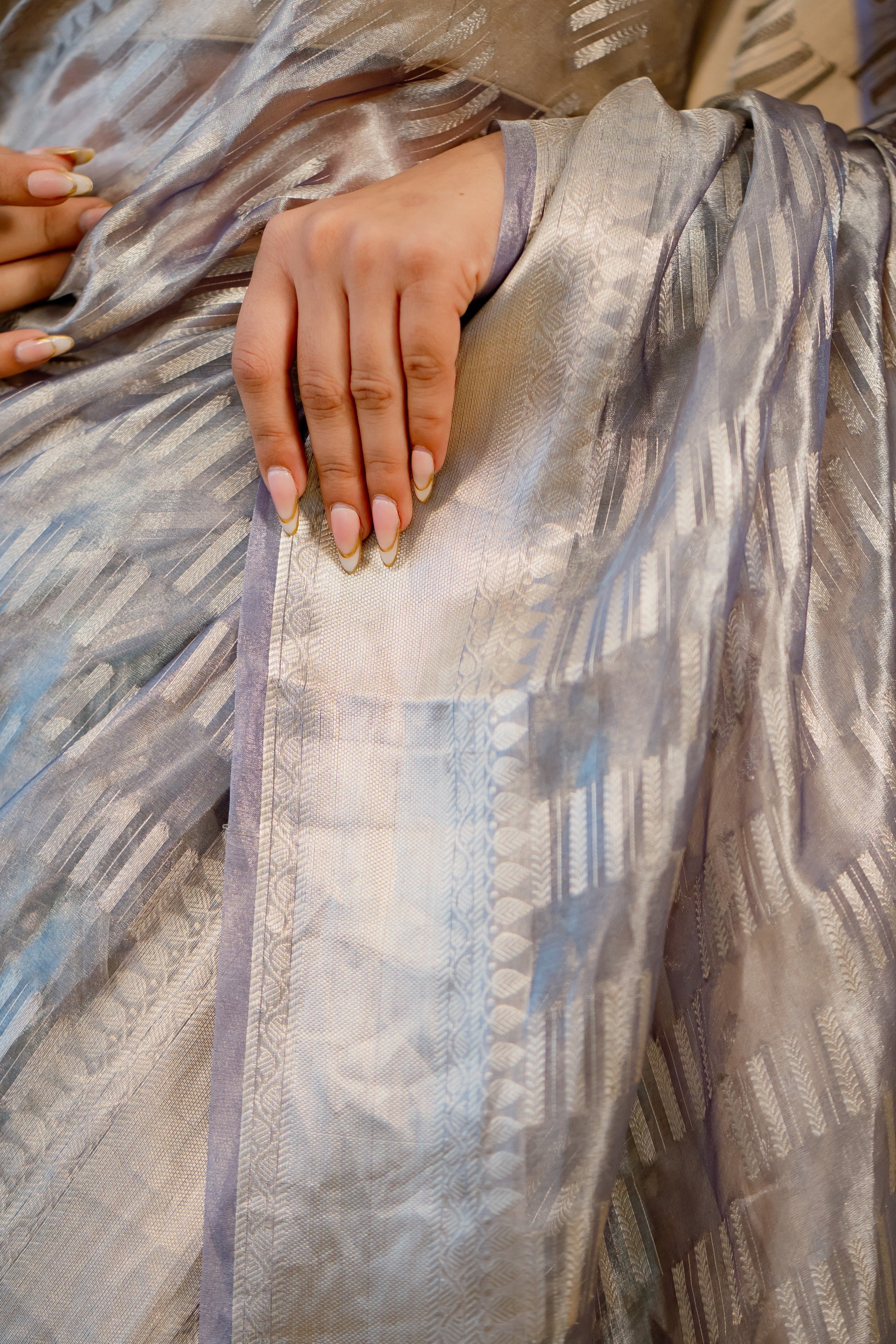 Lavender Pure Tissue Banarasi Handloom Saree