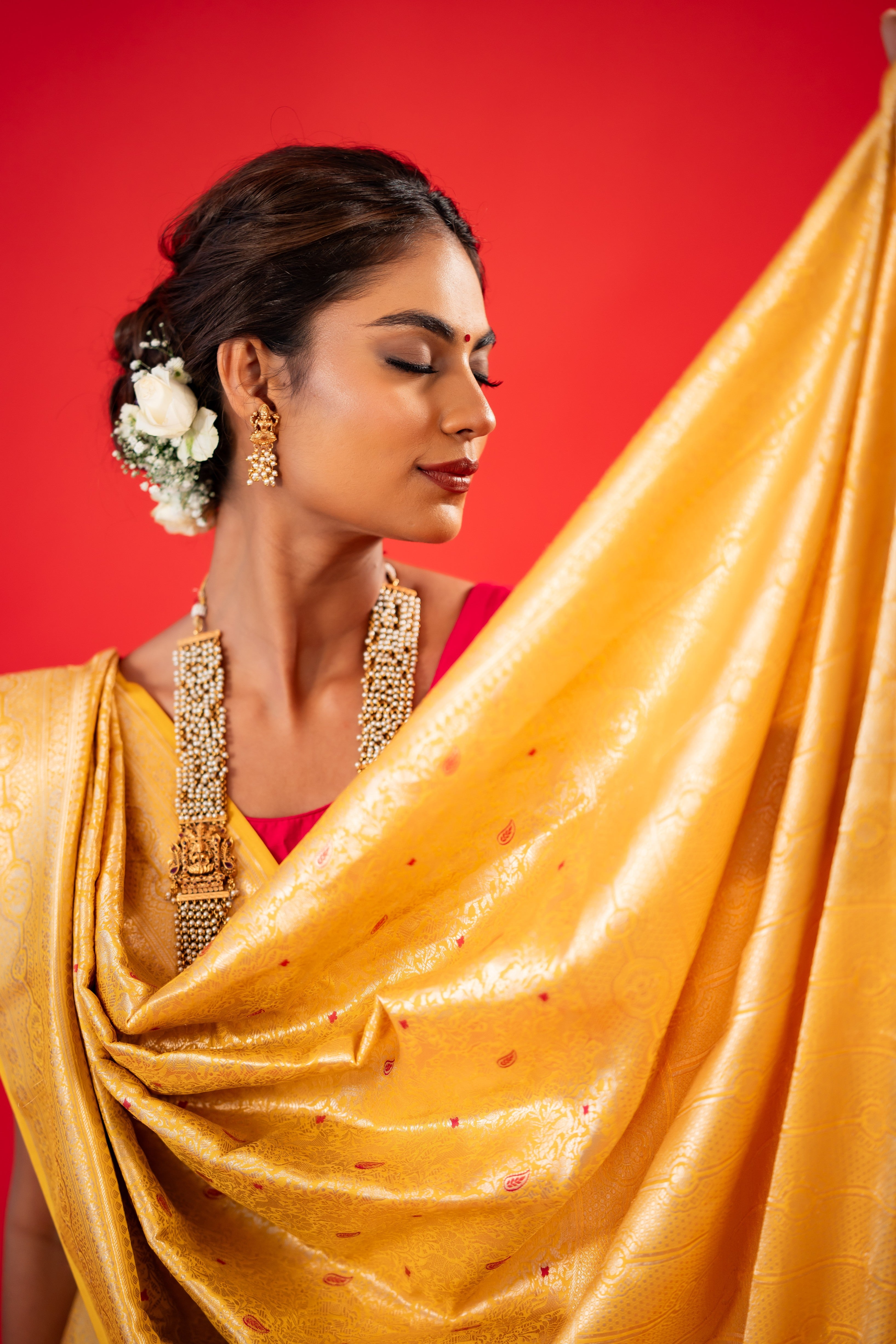 Yellow Pink Jaal Katan Silk Banarasi Handloom Saree