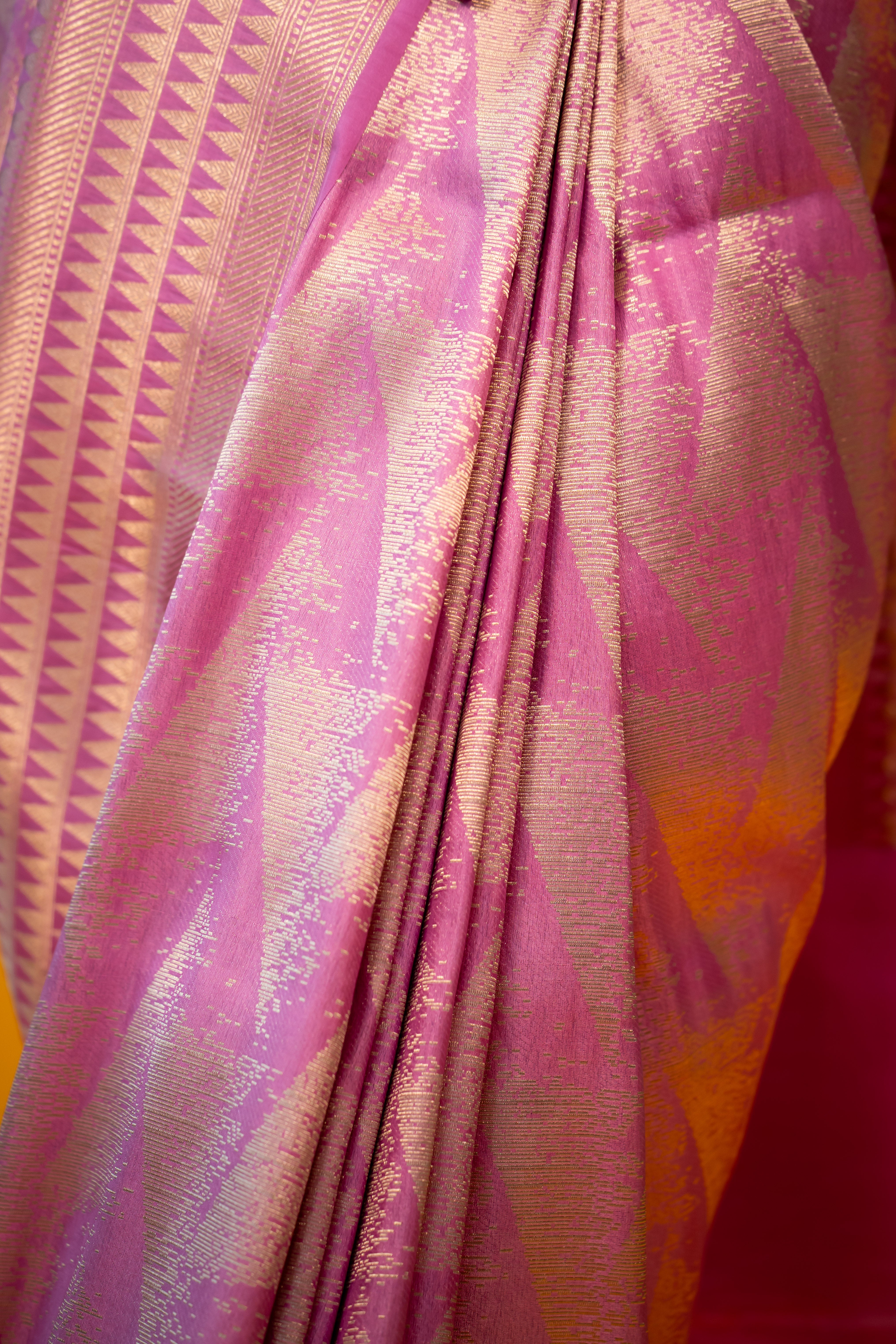 Pink Abstract Satin Katan Silk Banarasi Handloom Saree
