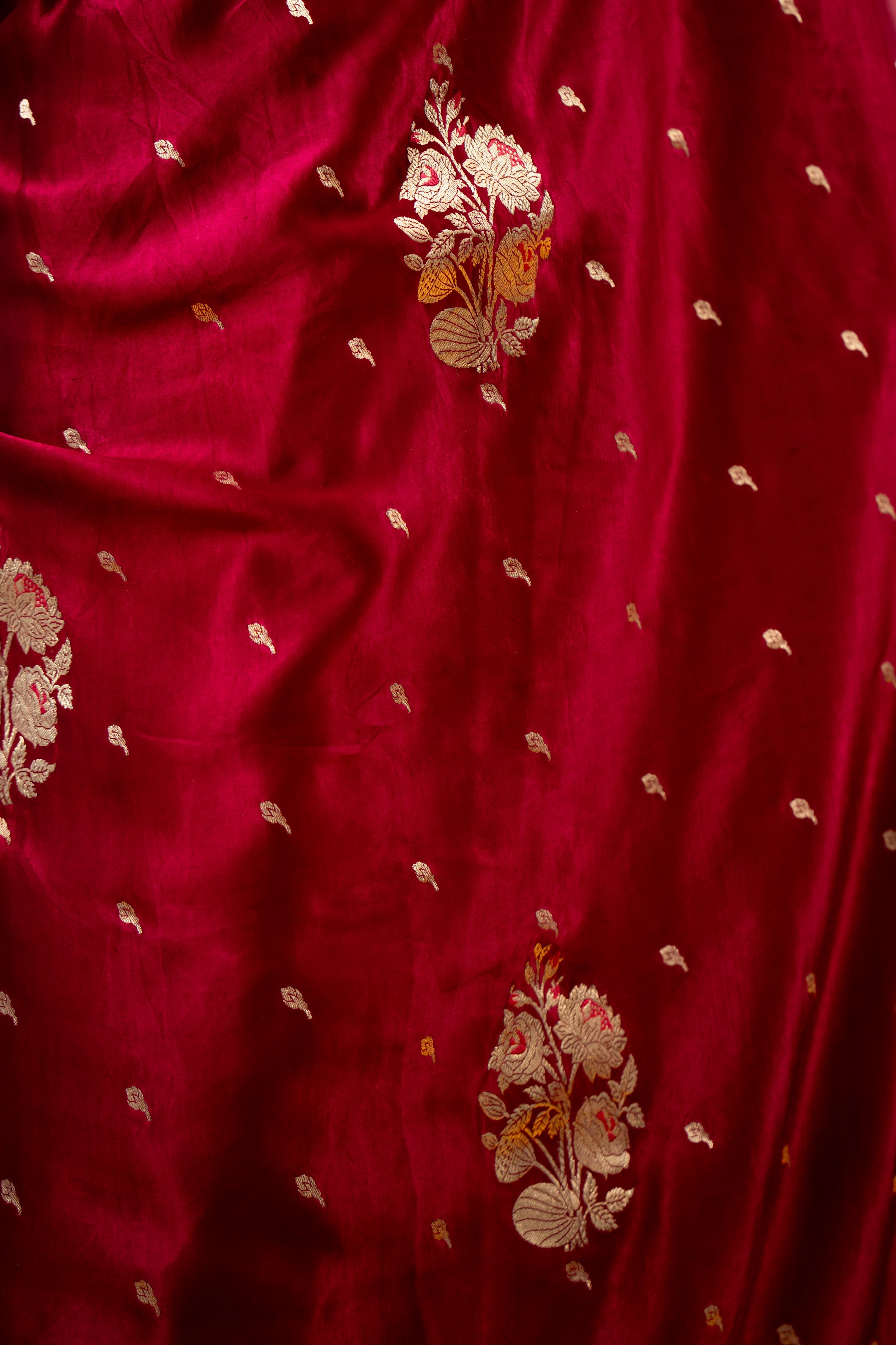 Magenta Booti Meenkari Mashru Katan Silk Banarasi Handloom Saree