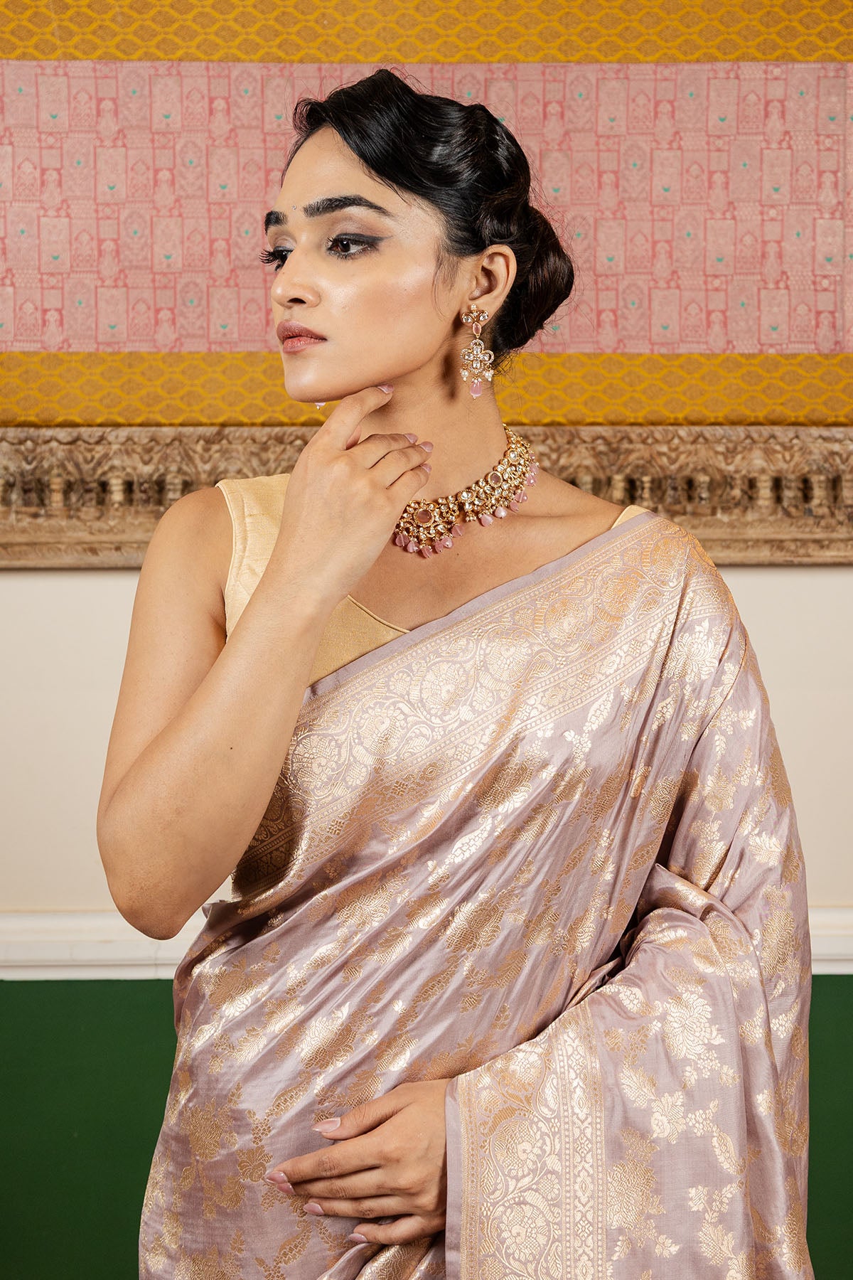 Grey Line Jaal Upadda Silk Banarasi Handloom Saree