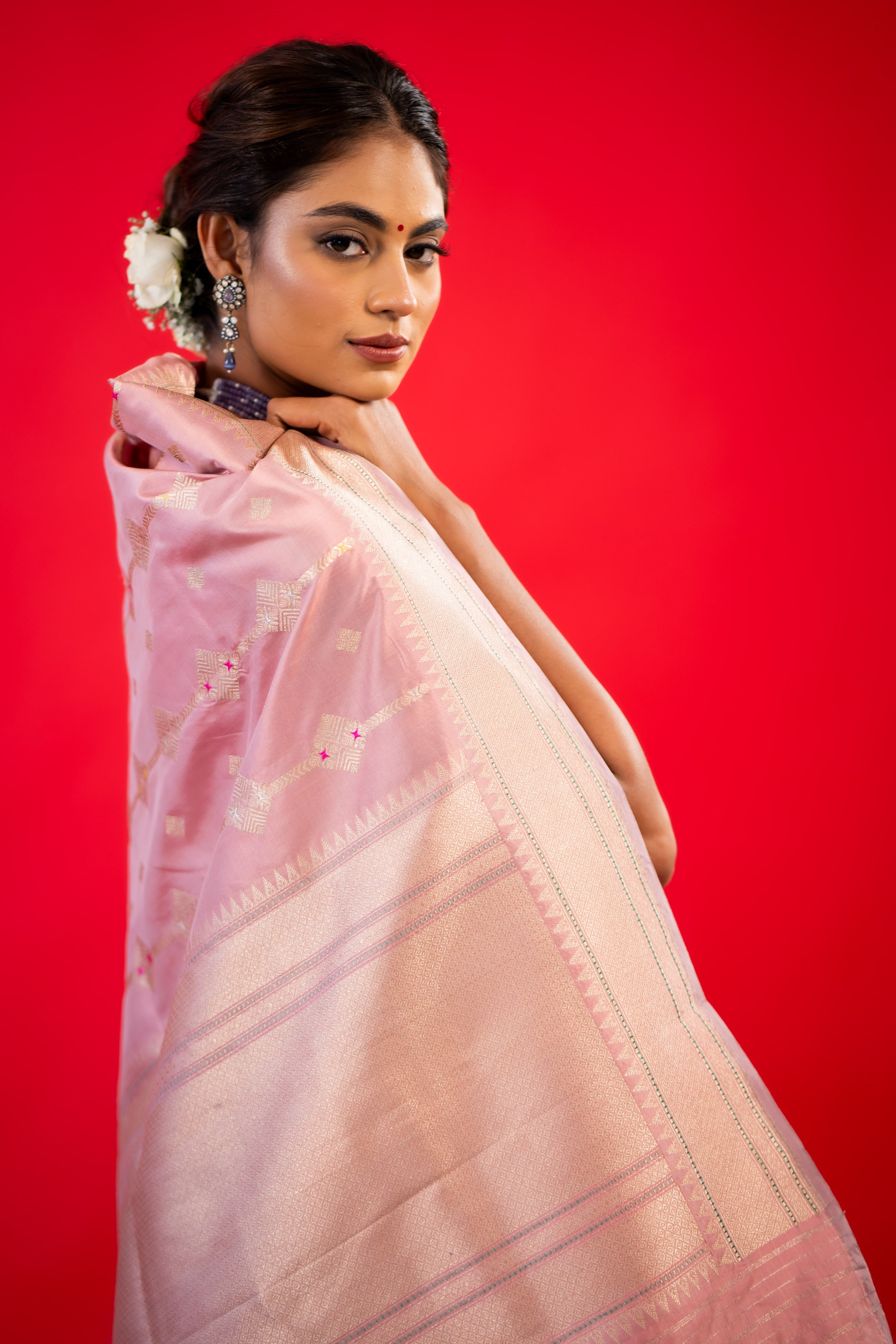 Onion Pink Stripe Meenakari Katan Silk Handloom Banarasi Saree
